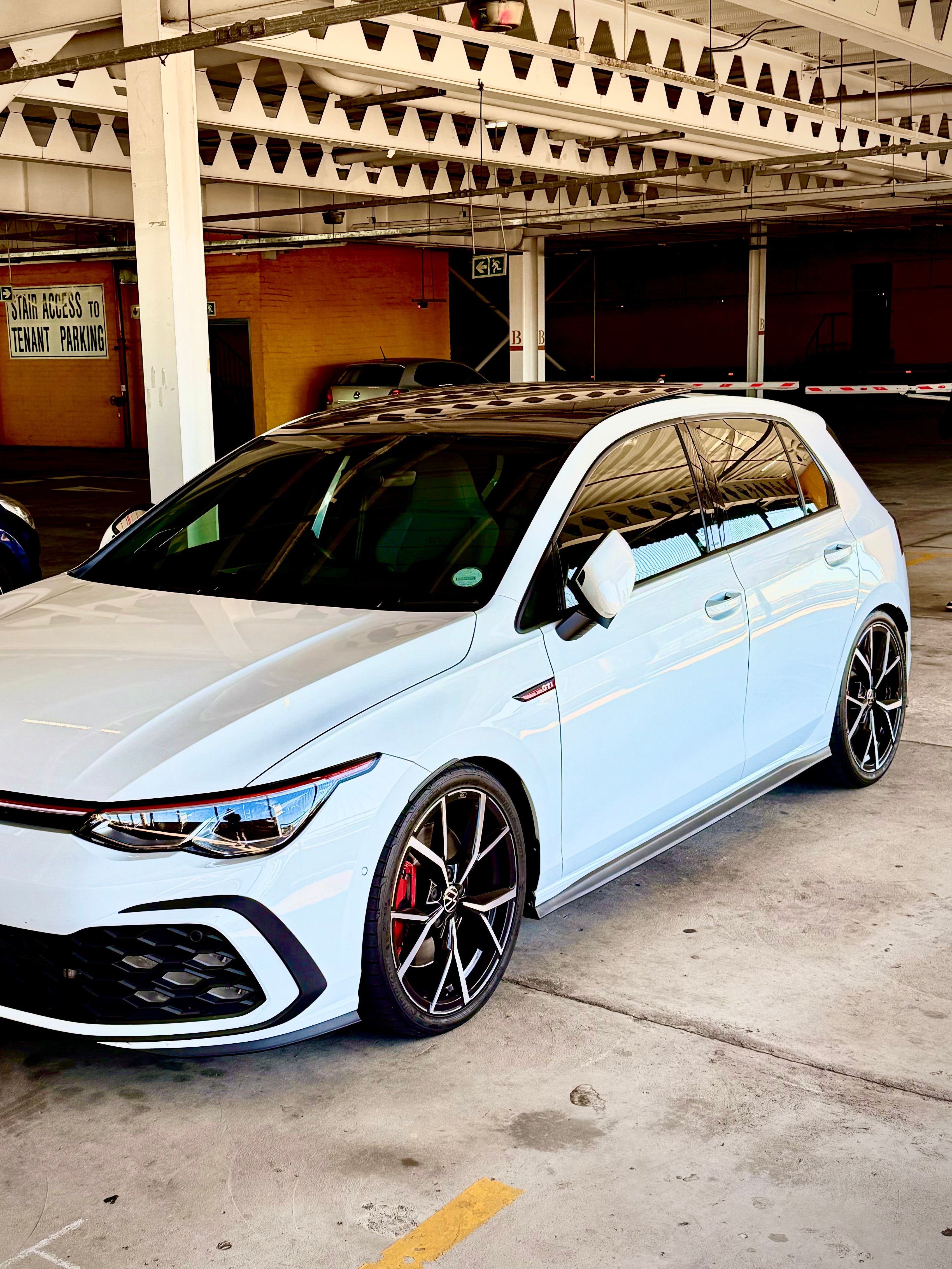 PREMIUM AUTOMOTIVE CARE✨